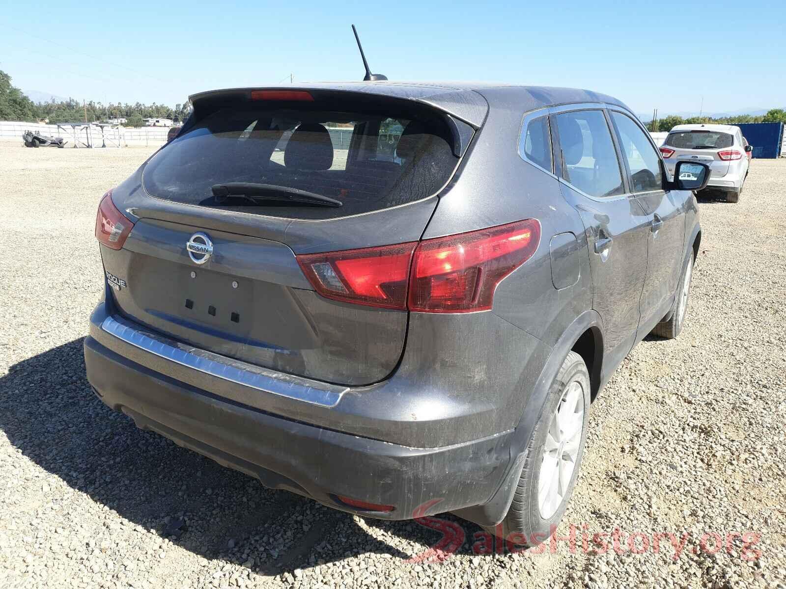 JN1BJ1CP7JW196055 2018 NISSAN ROGUE