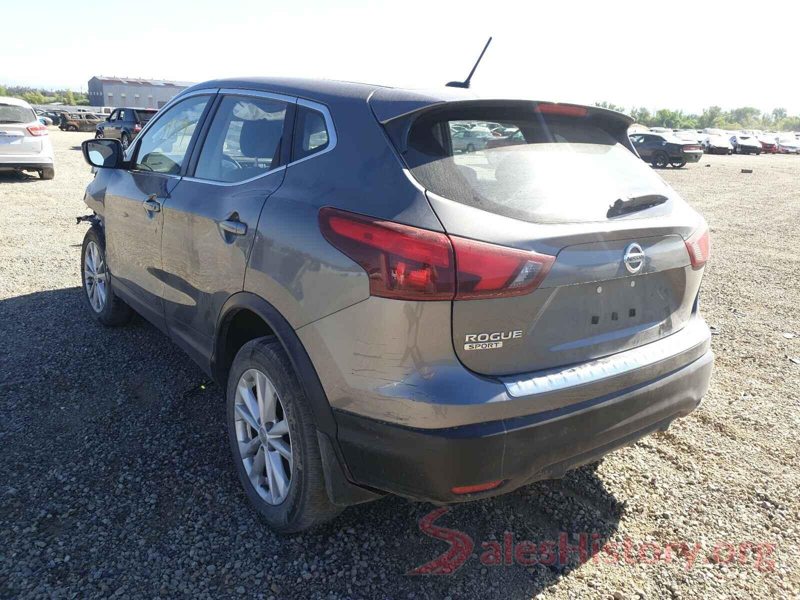 JN1BJ1CP7JW196055 2018 NISSAN ROGUE