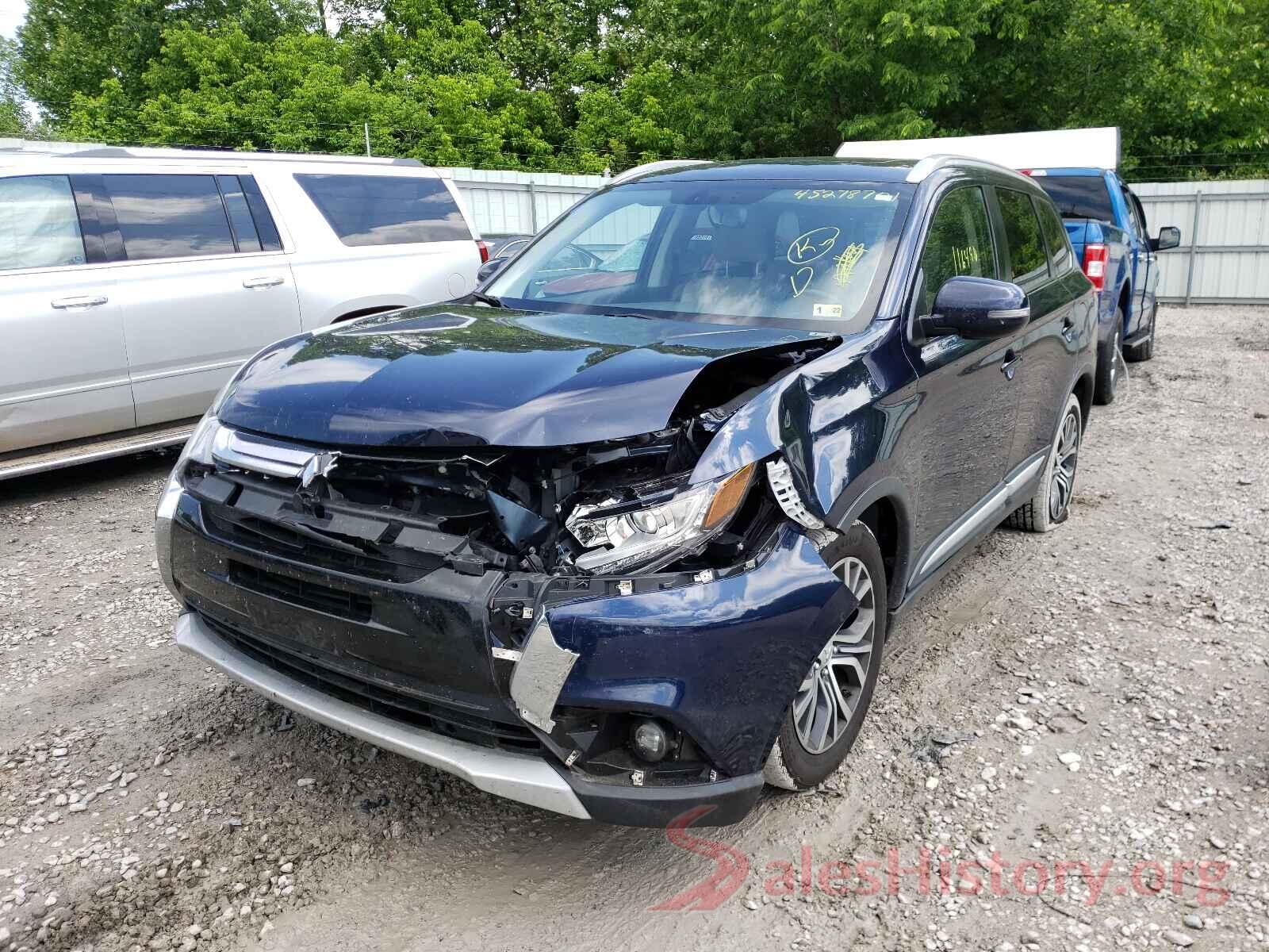 JA4AZ3A32HZ004640 2017 MITSUBISHI OUTLANDER