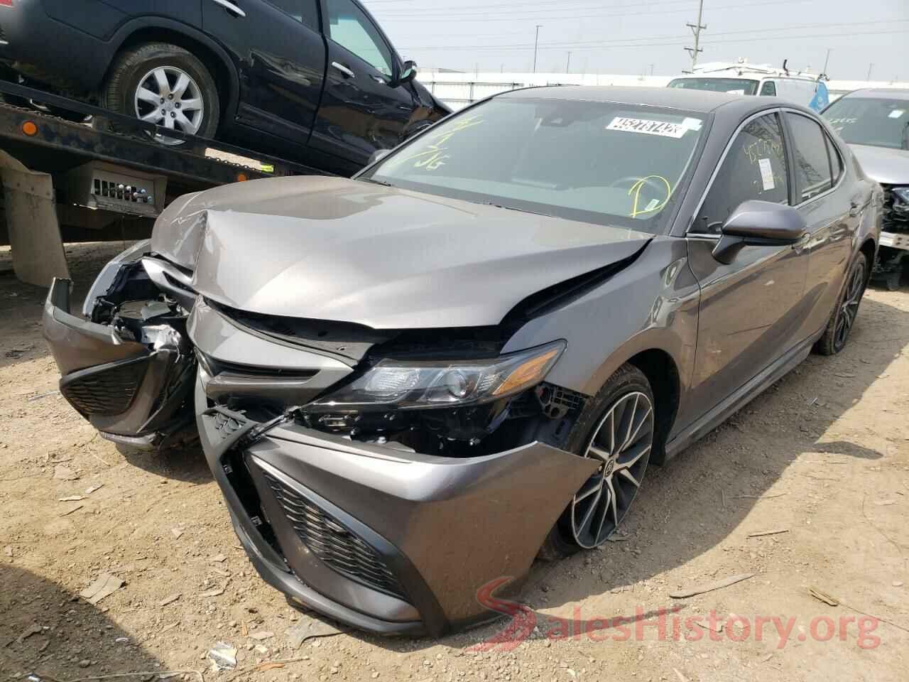 4T1G11AK8MU589875 2021 TOYOTA CAMRY