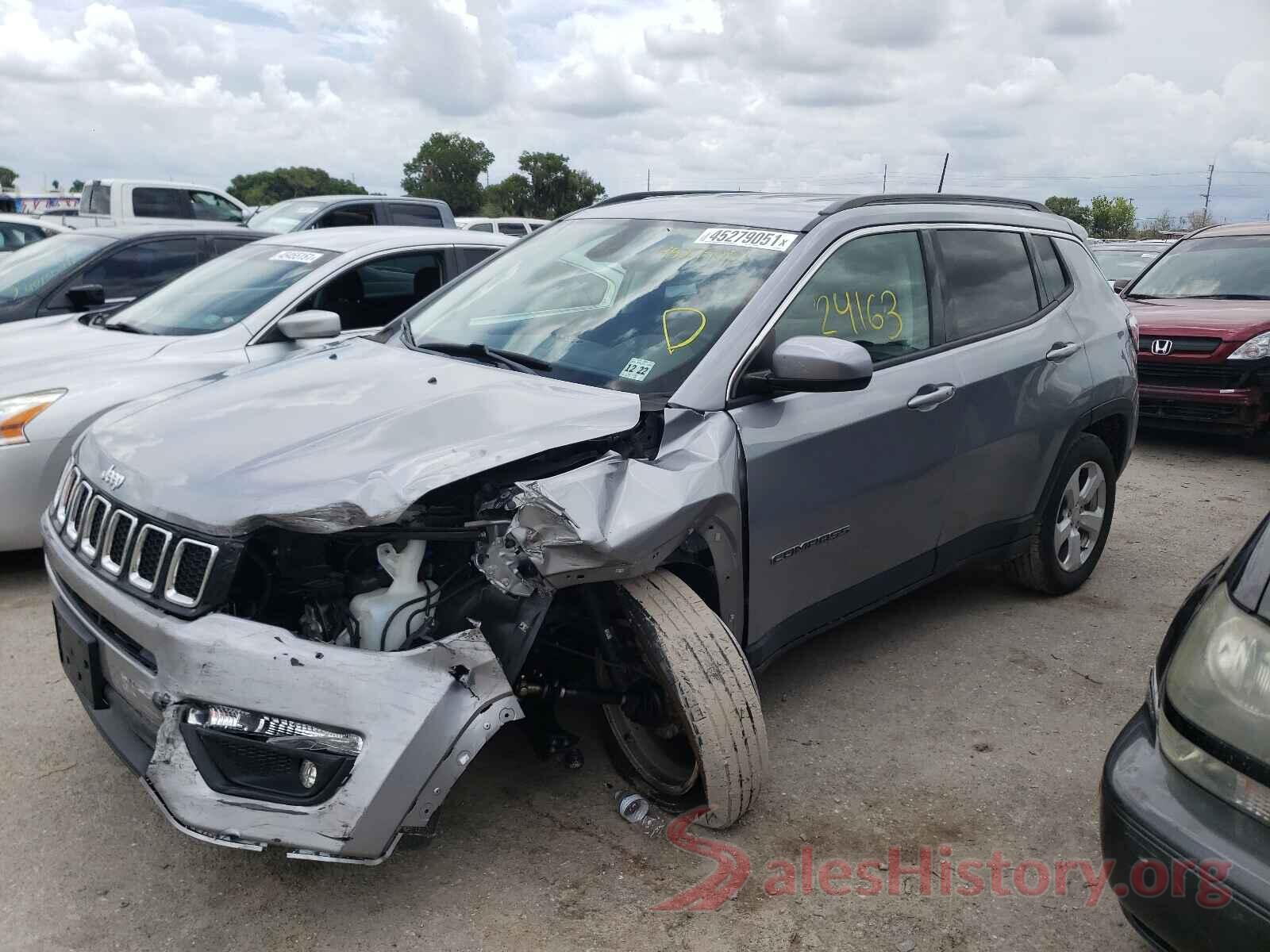 3C4NJDBB7JT239526 2018 JEEP COMPASS