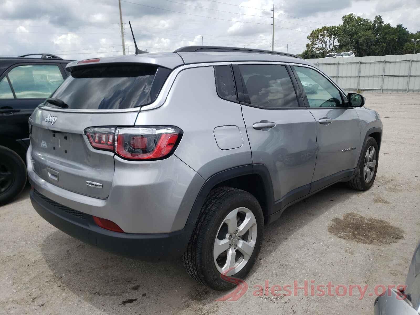 3C4NJDBB7JT239526 2018 JEEP COMPASS