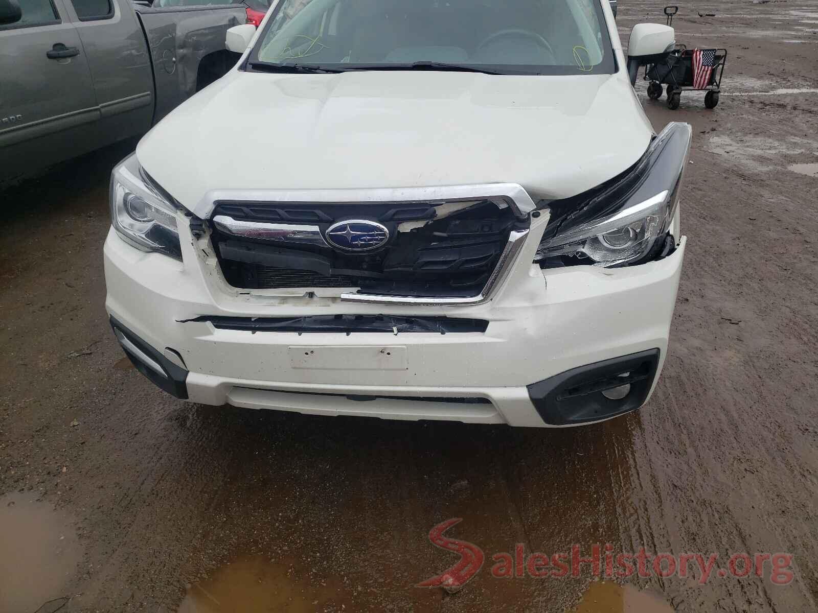 JF2SJAWC8JH551827 2018 SUBARU FORESTER