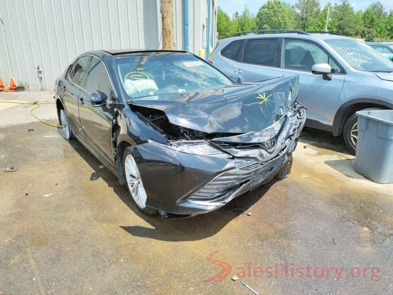 4T1B11HK4JU054814 2018 TOYOTA CAMRY