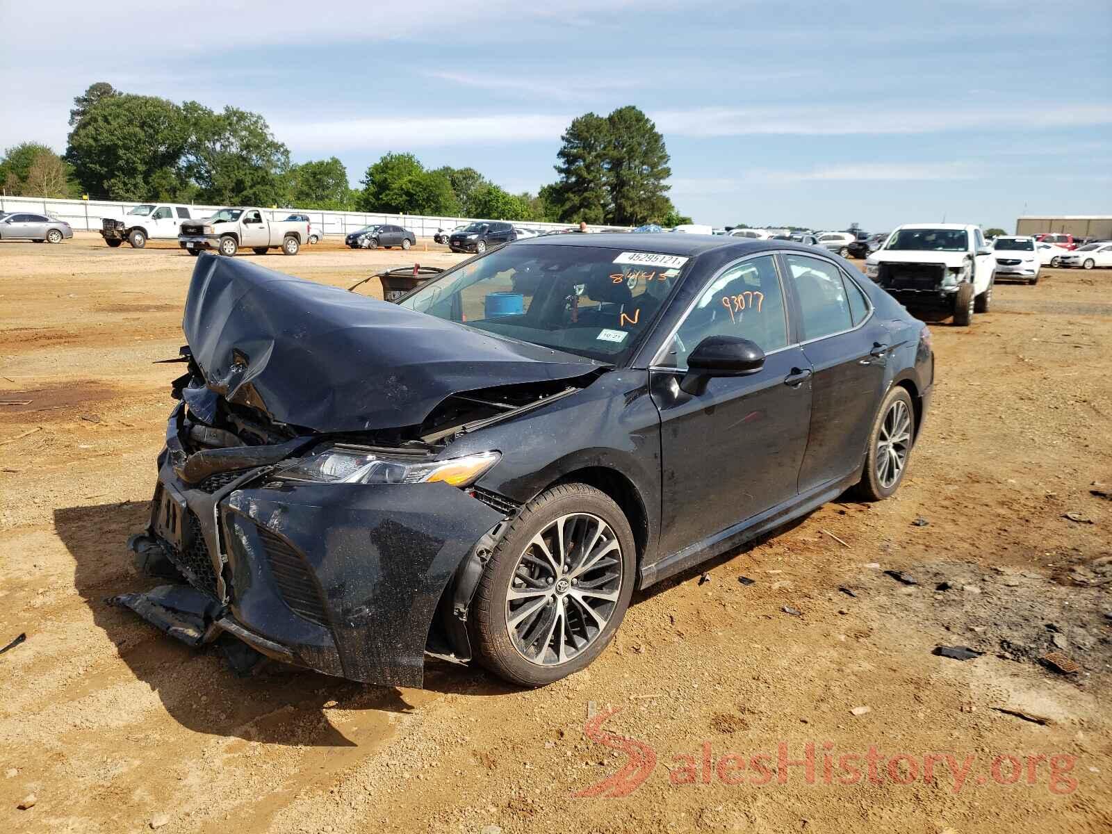 4T1B11HK0JU578445 2018 TOYOTA CAMRY