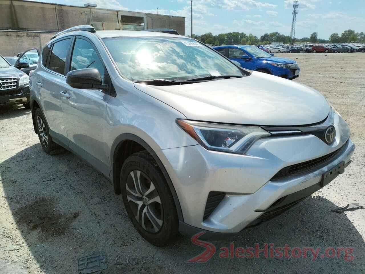 2T3BFREV0HW559703 2017 TOYOTA RAV4