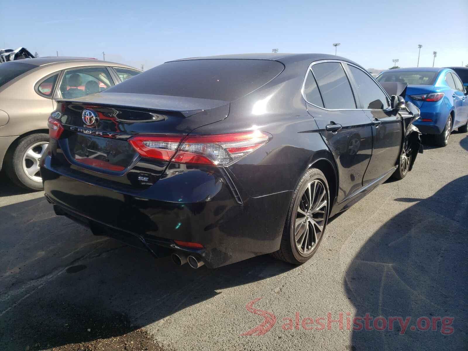 JTNB11HK1J3058115 2018 TOYOTA CAMRY