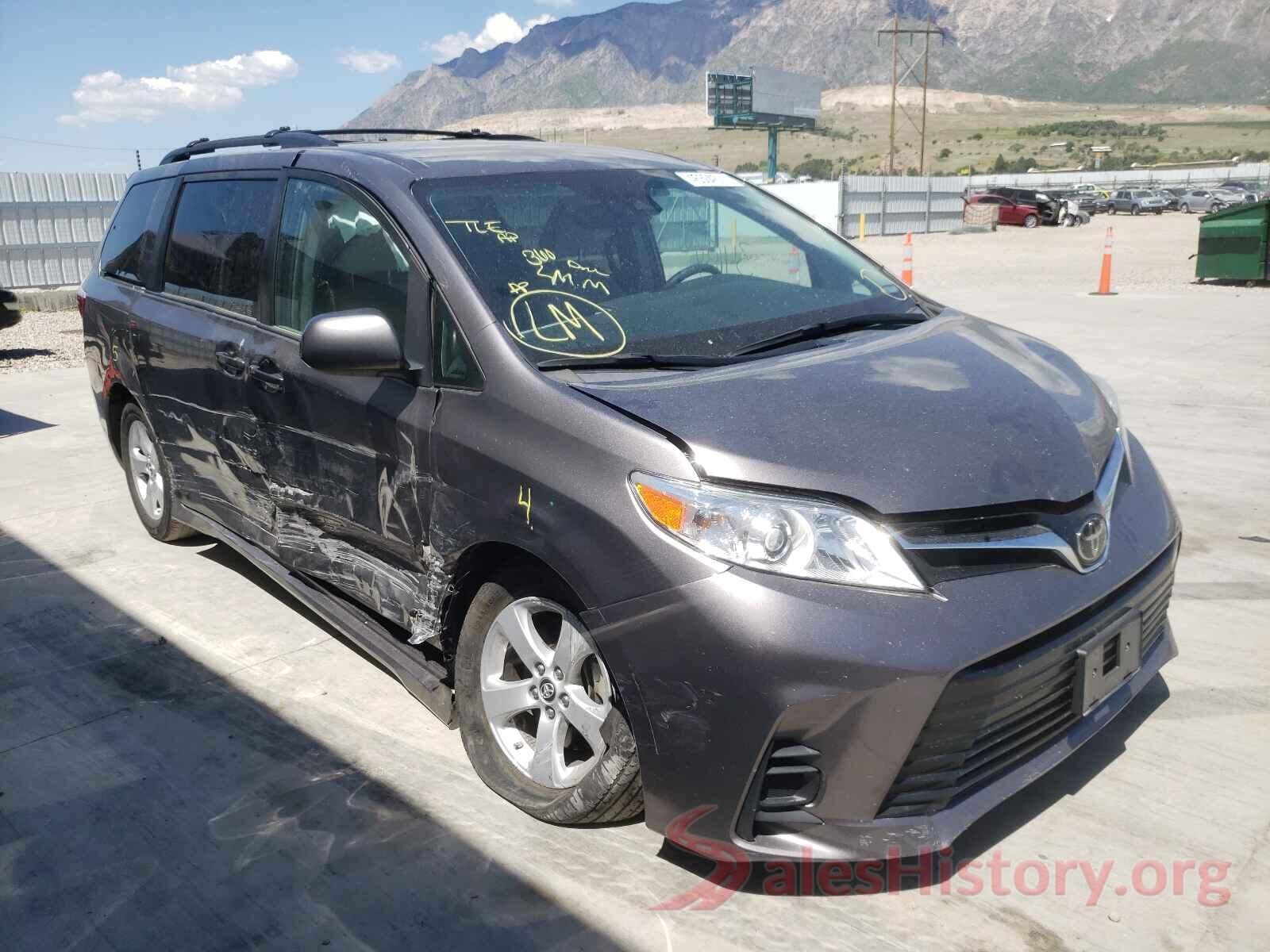 5TDKZ3DC7KS013879 2019 TOYOTA SIENNA