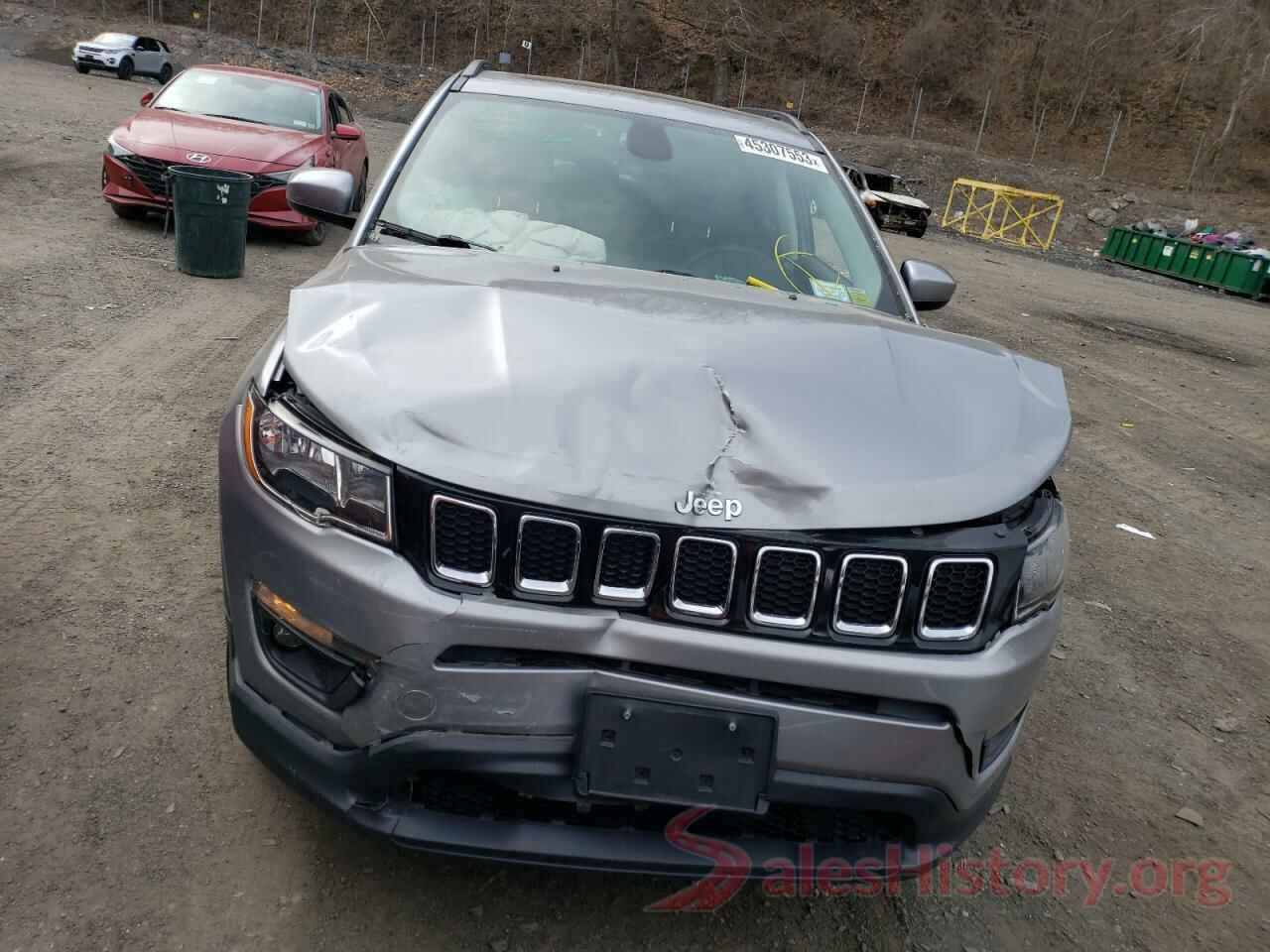 3C4NJDBB7JT483807 2018 JEEP COMPASS