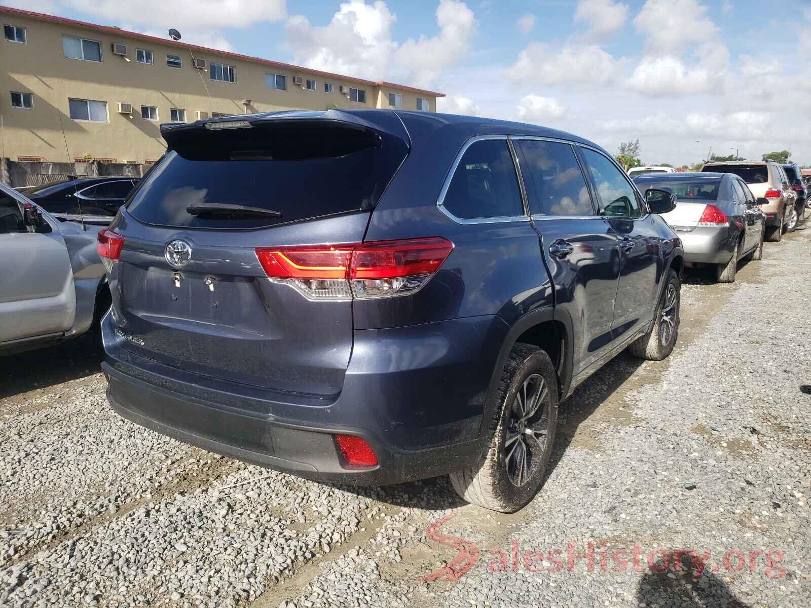 5TDZZRFH3JS272037 2018 TOYOTA HIGHLANDER