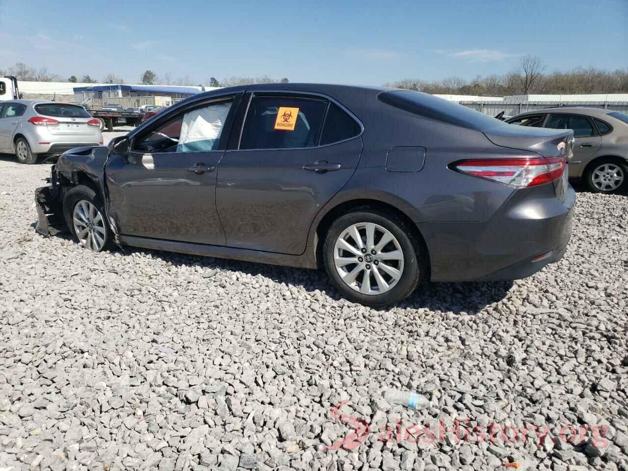 4T1B11HK7JU619573 2018 TOYOTA CAMRY