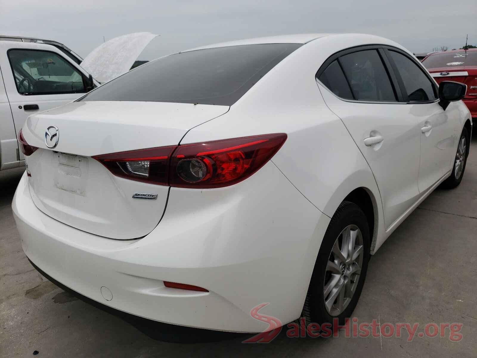 3MZBN1U79JM243079 2018 MAZDA 3