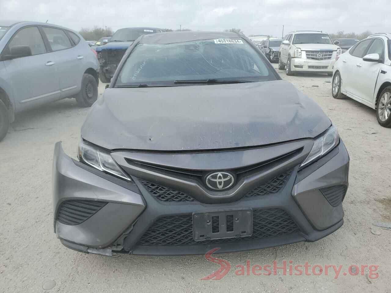 4T1B11HK1JU111518 2018 TOYOTA CAMRY