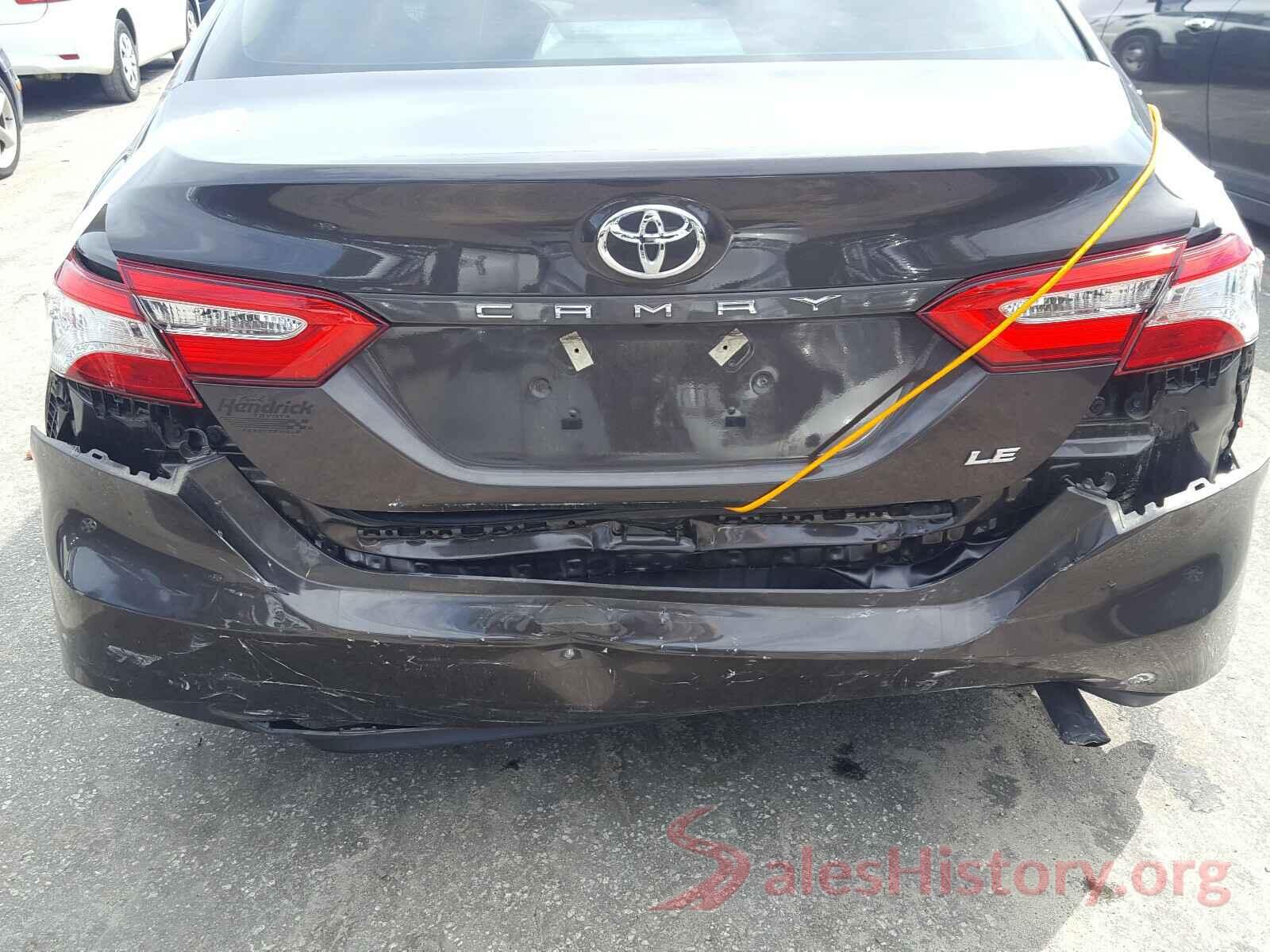 4T1B11HK8JU564440 2018 TOYOTA CAMRY