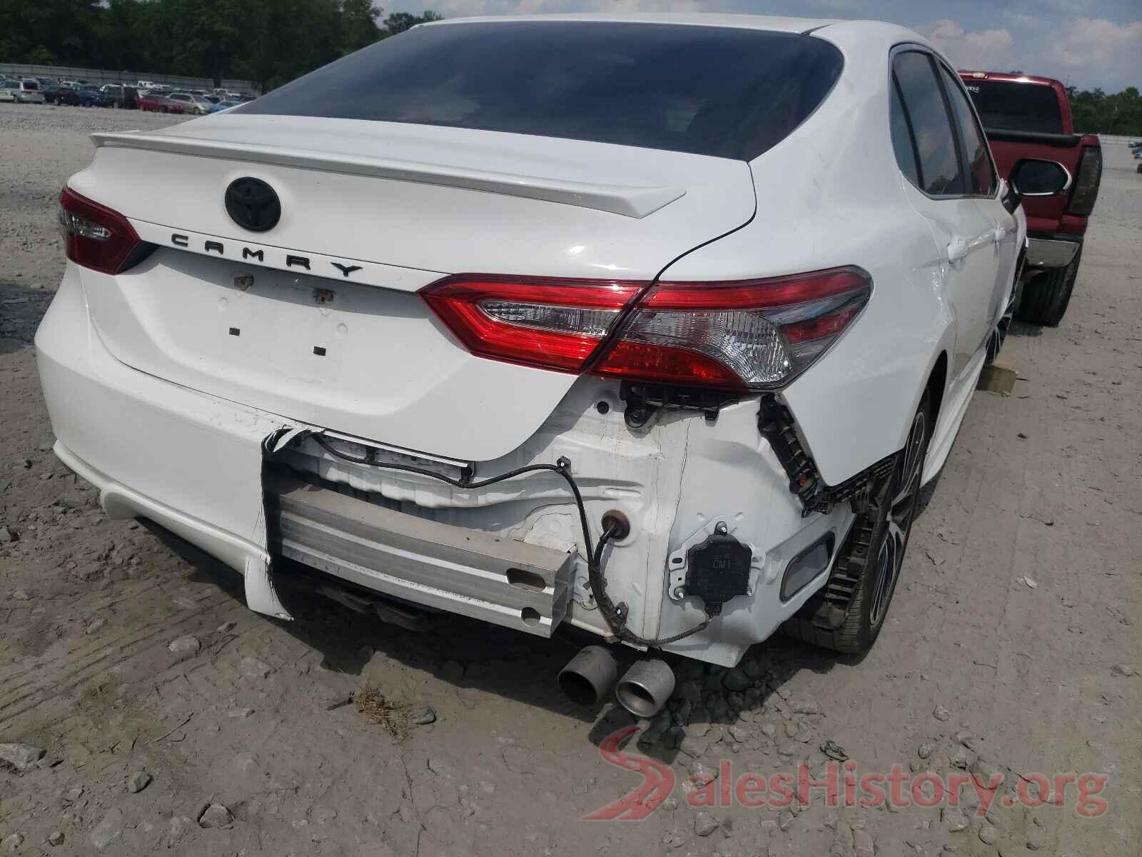 4T1B11HK6JU637384 2018 TOYOTA CAMRY