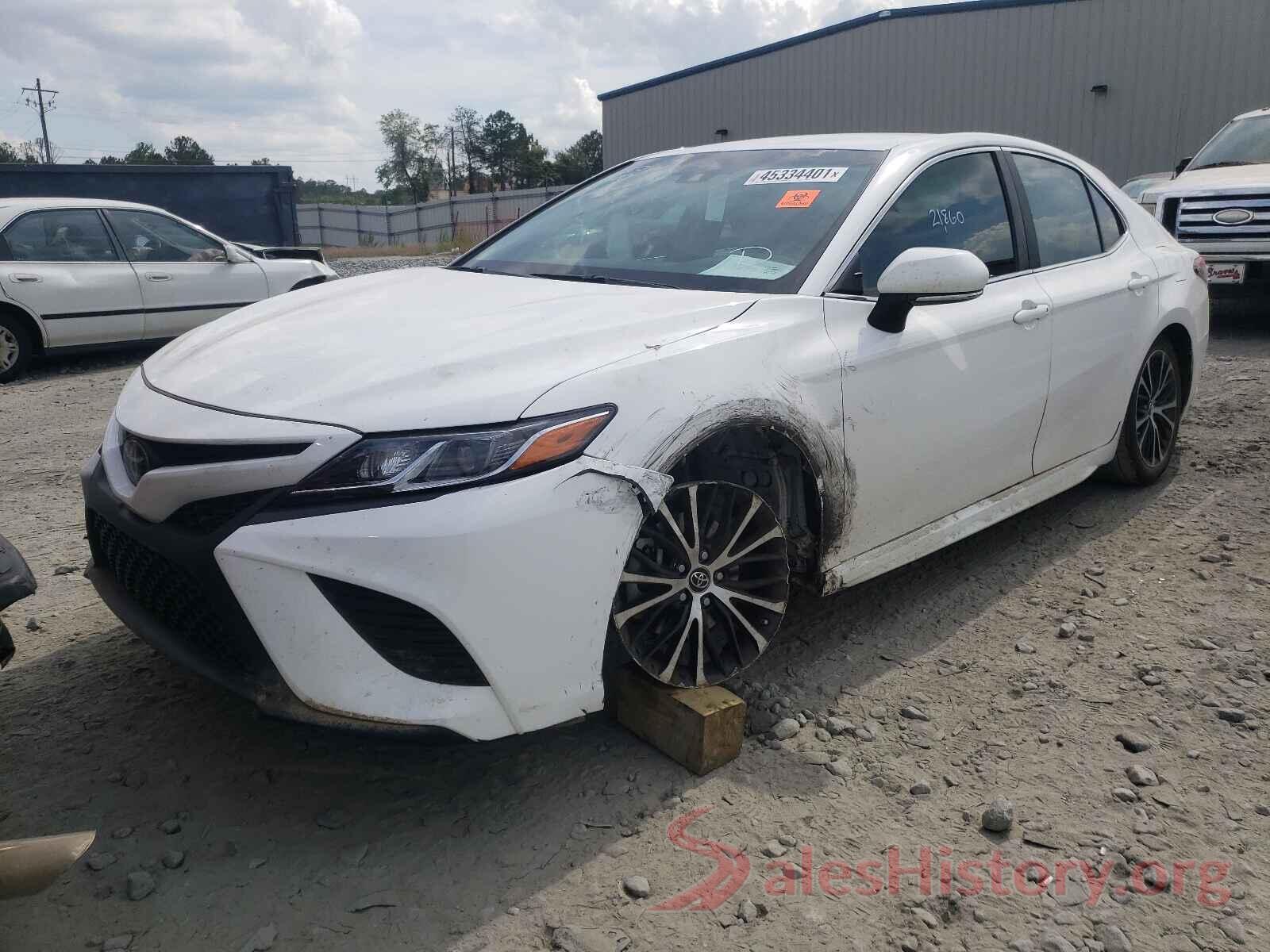 4T1B11HK6JU637384 2018 TOYOTA CAMRY