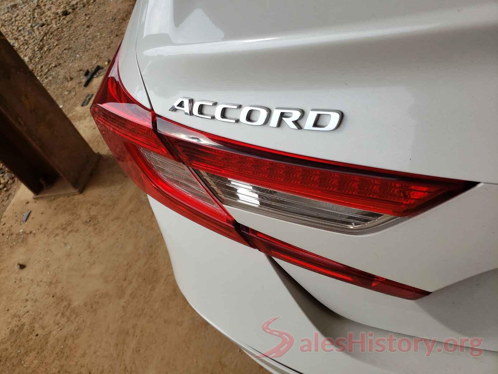 1HGCV1F60JA036851 2018 HONDA ACCORD