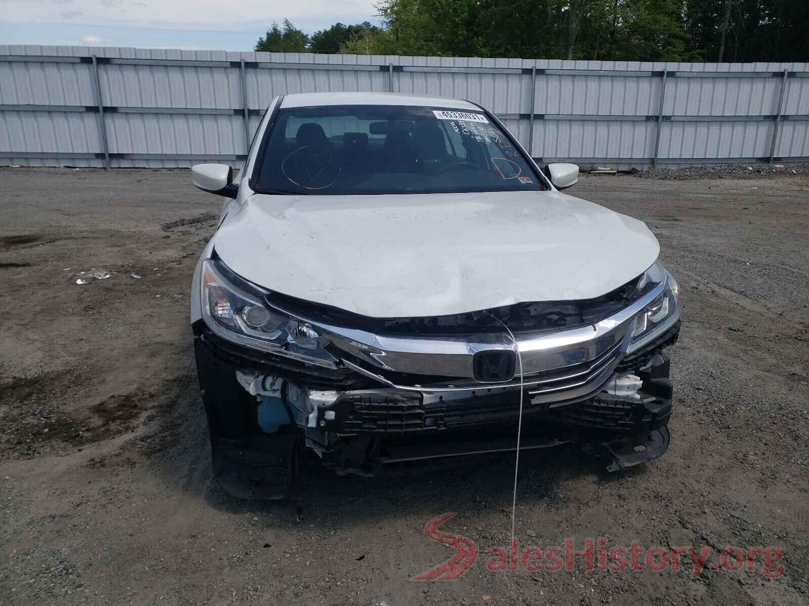 1HGCR2F58HA143688 2017 HONDA ACCORD