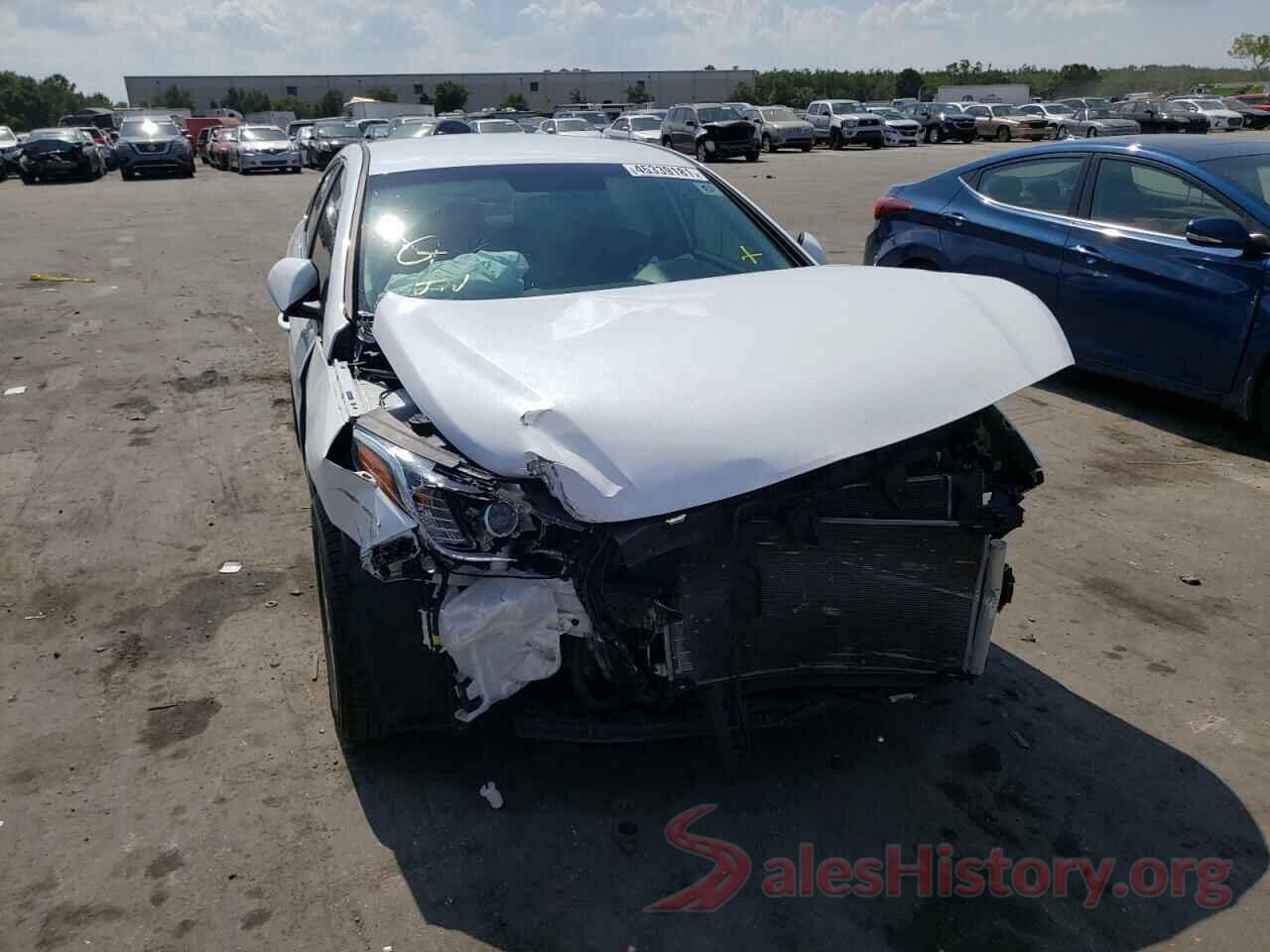 5NPE24AF2HH585611 2017 HYUNDAI SONATA