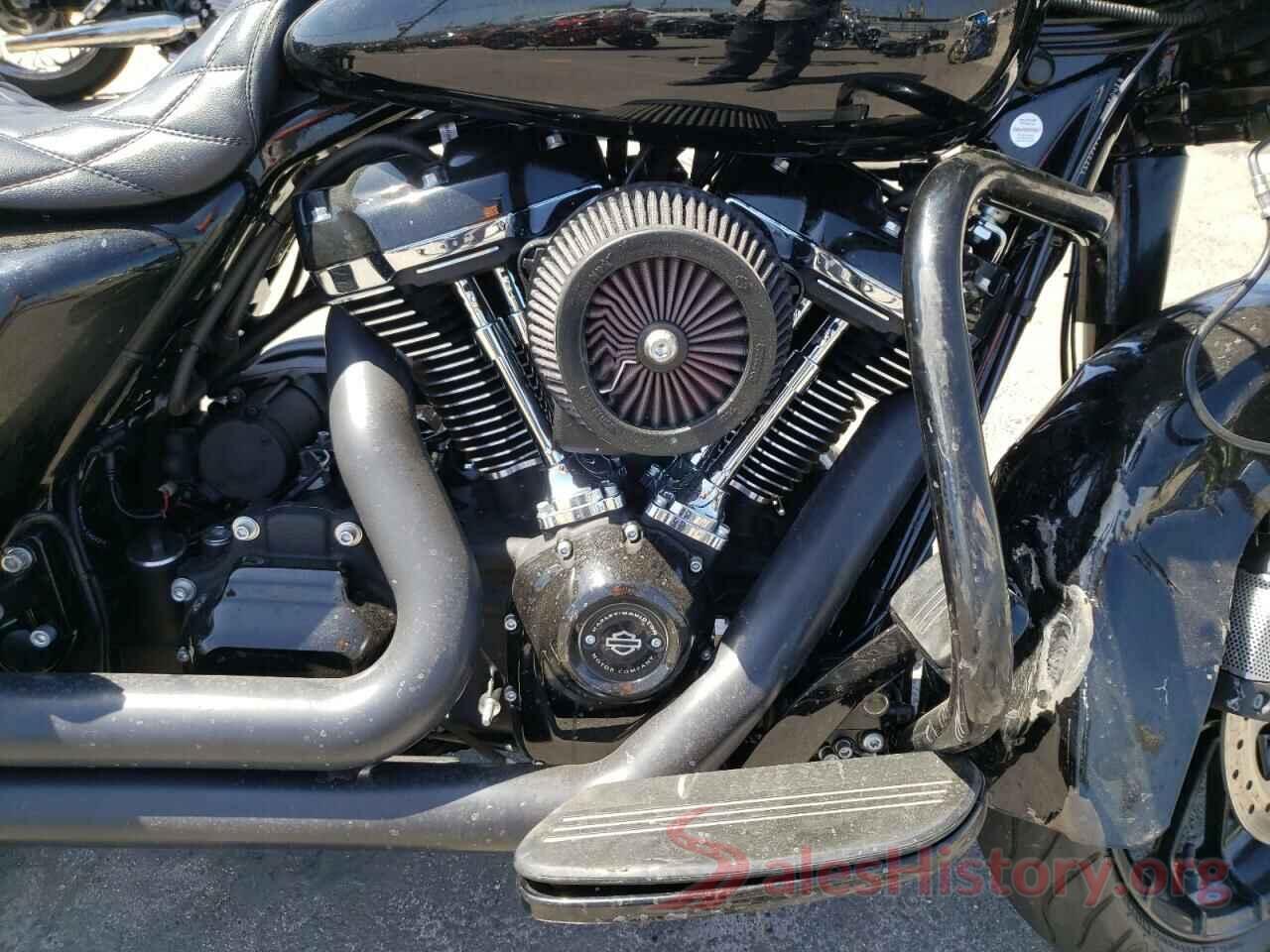 1HD1KRC36JB665868 2018 HARLEY-DAVIDSON FL