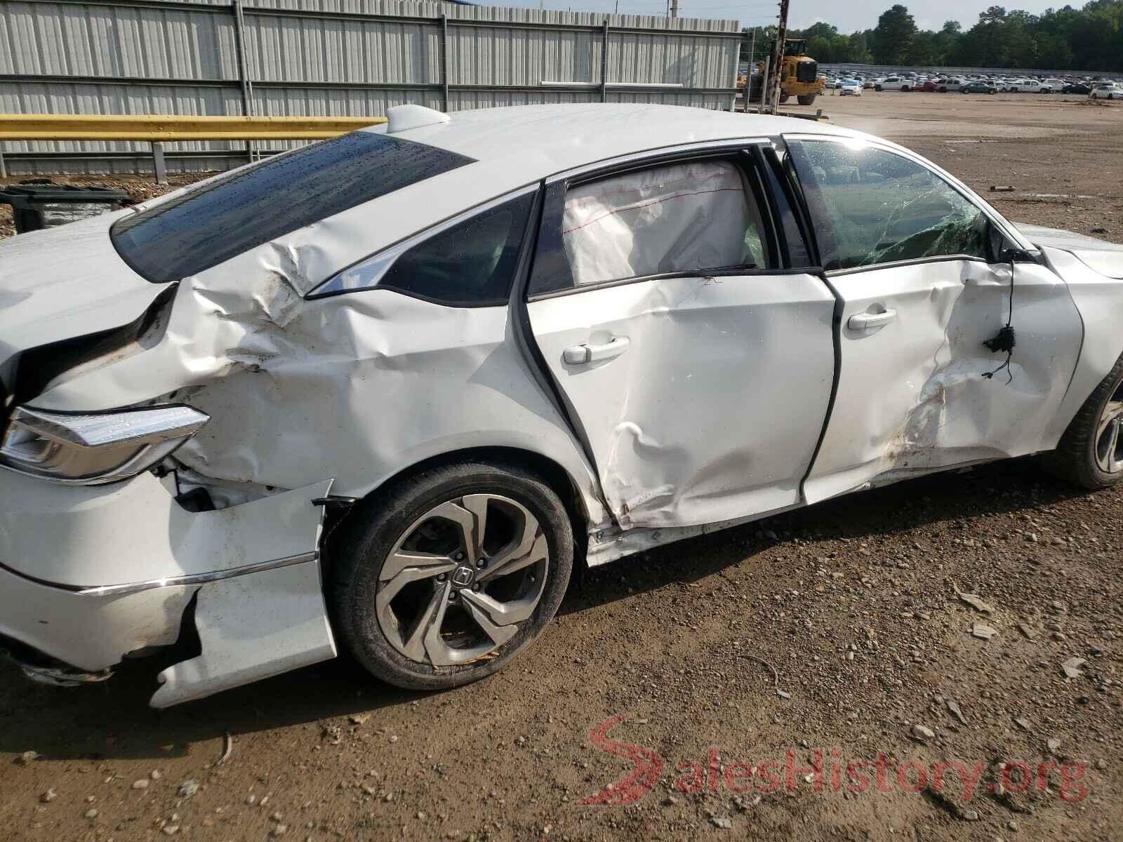 1HGCV1F67JA071919 2018 HONDA ACCORD