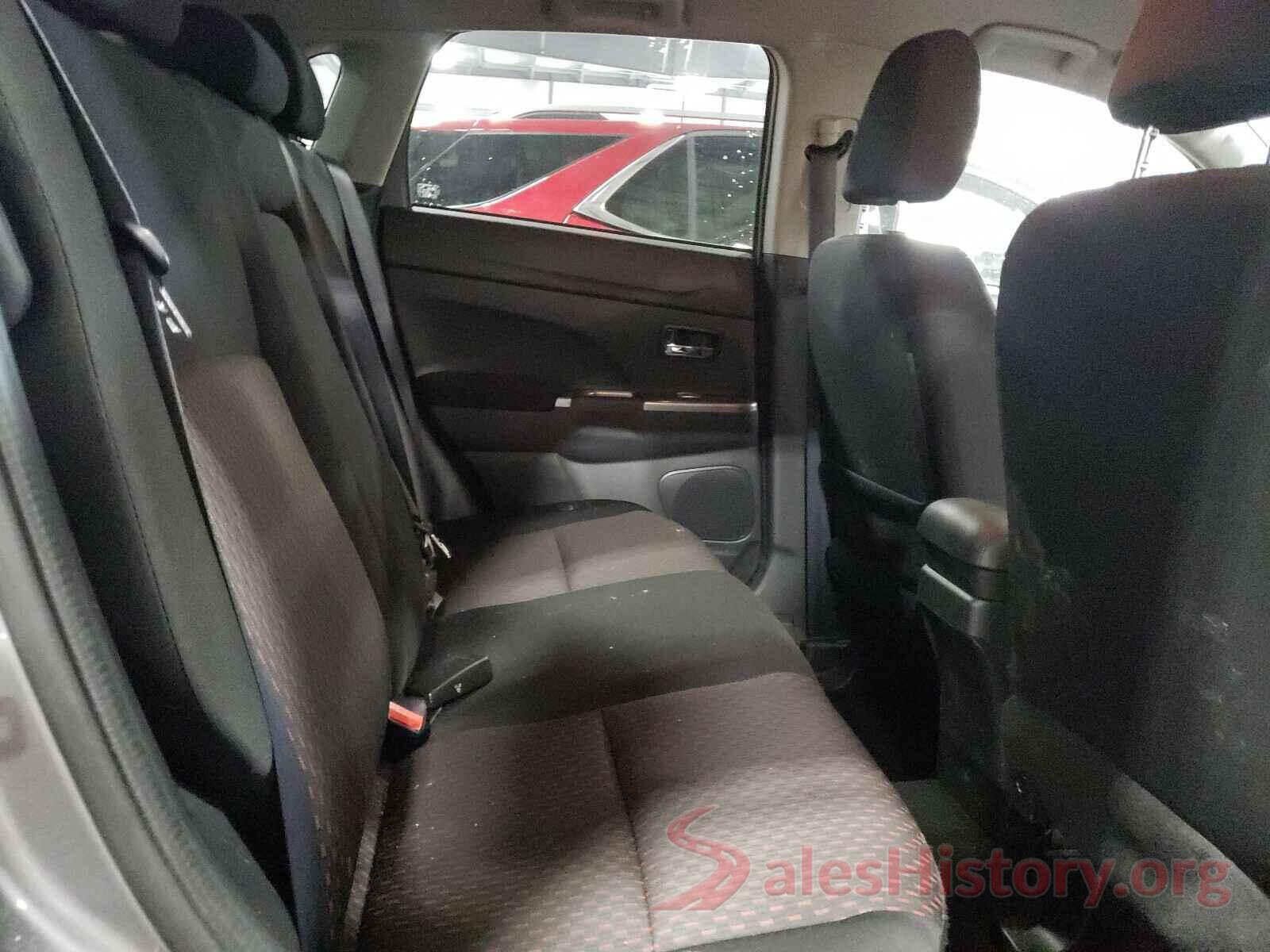 JA4AP3AU6KU021444 2019 MITSUBISHI OUTLANDER