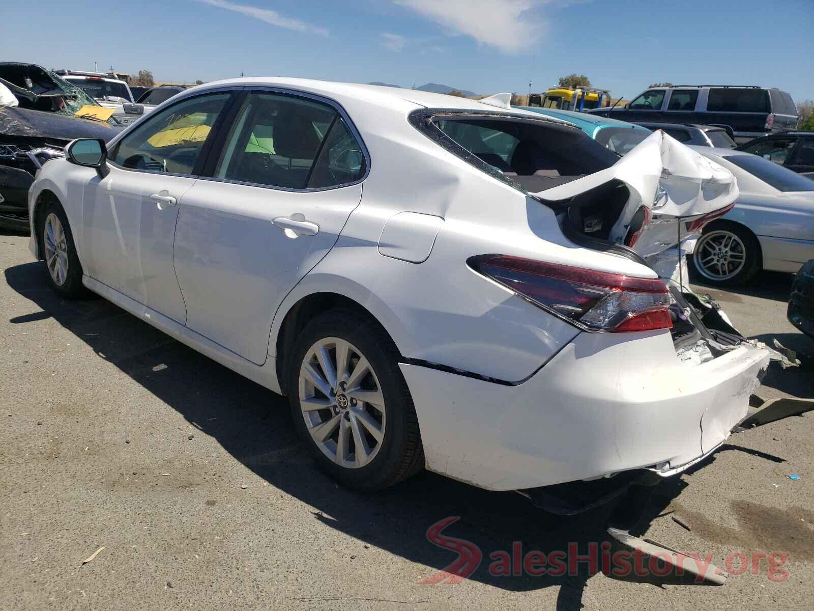 4T1C11AK5MU526103 2021 TOYOTA CAMRY