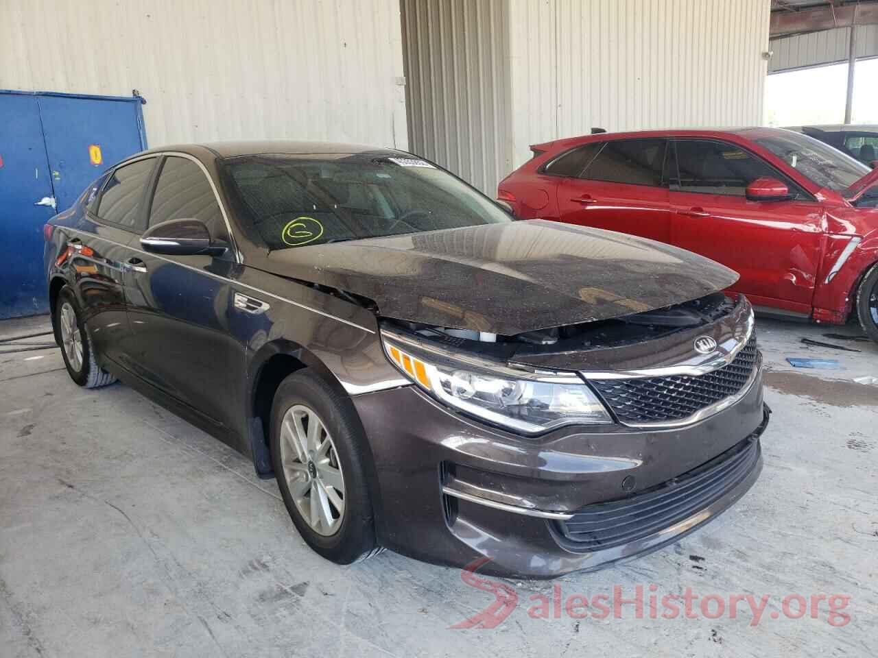 KNAGT4L30J5233526 2018 KIA OPTIMA