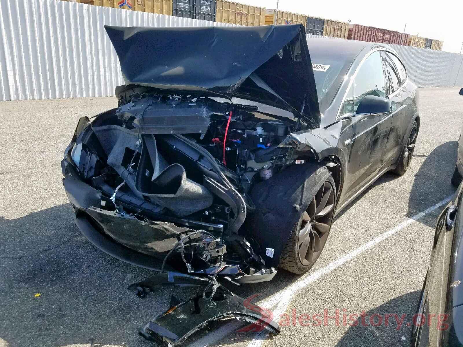 5YJXCBE21KF182758 2019 TESLA MODEL X