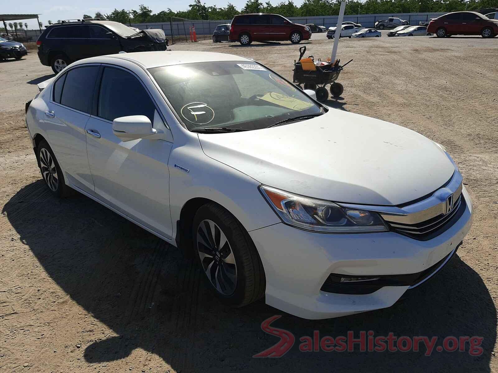 JHMCR6F30HC002458 2017 HONDA ACCORD