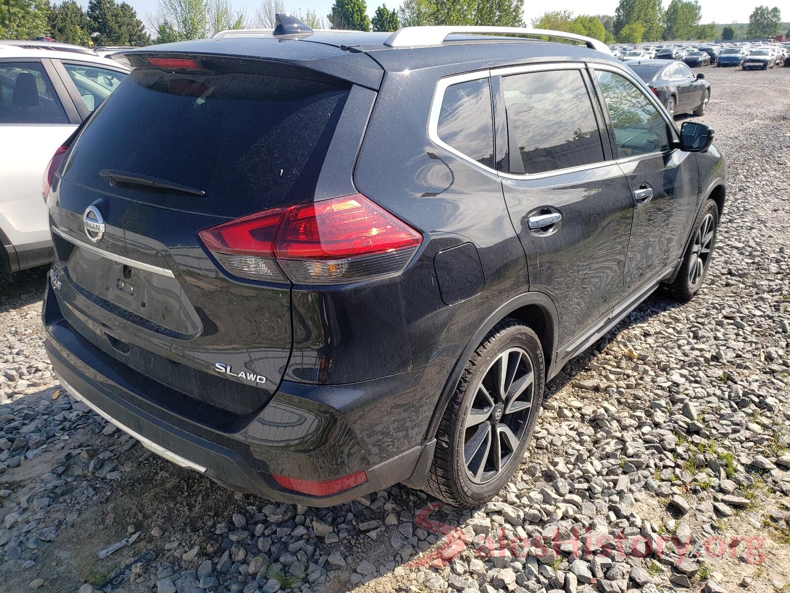 5N1AT2MV7HC795244 2017 NISSAN ROGUE