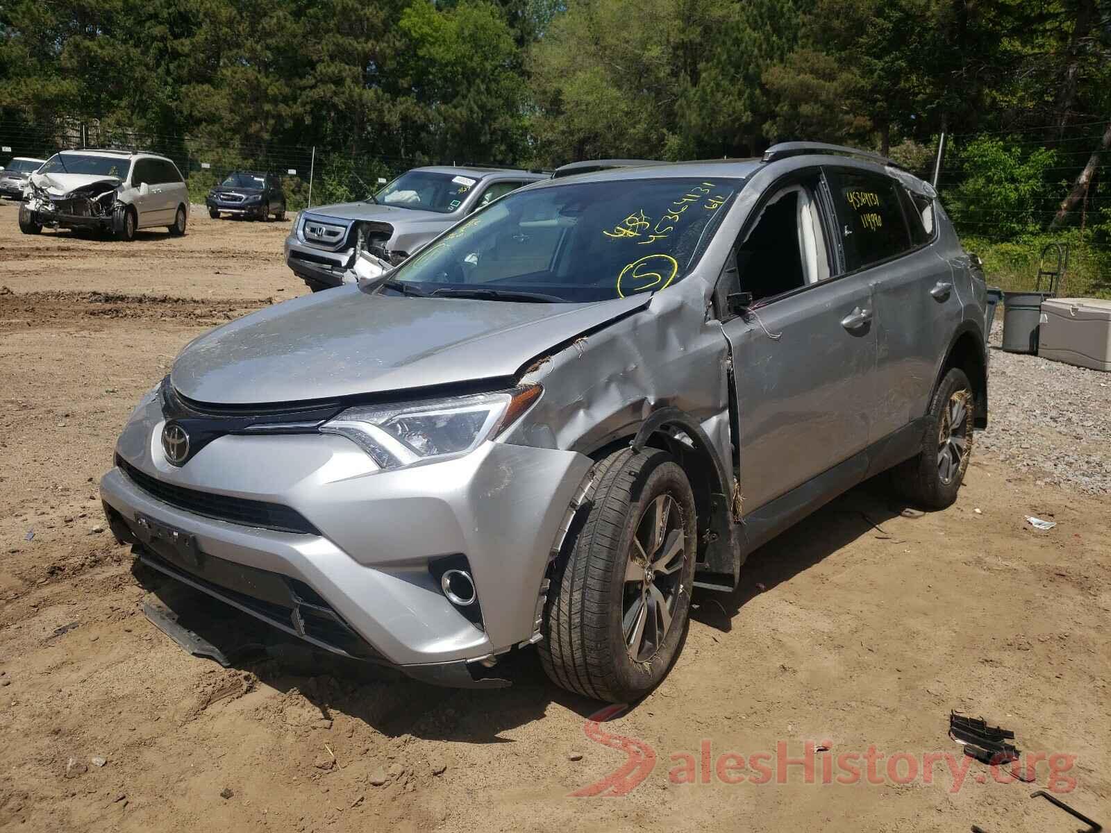 2T3RFREVXHW554457 2017 TOYOTA RAV4