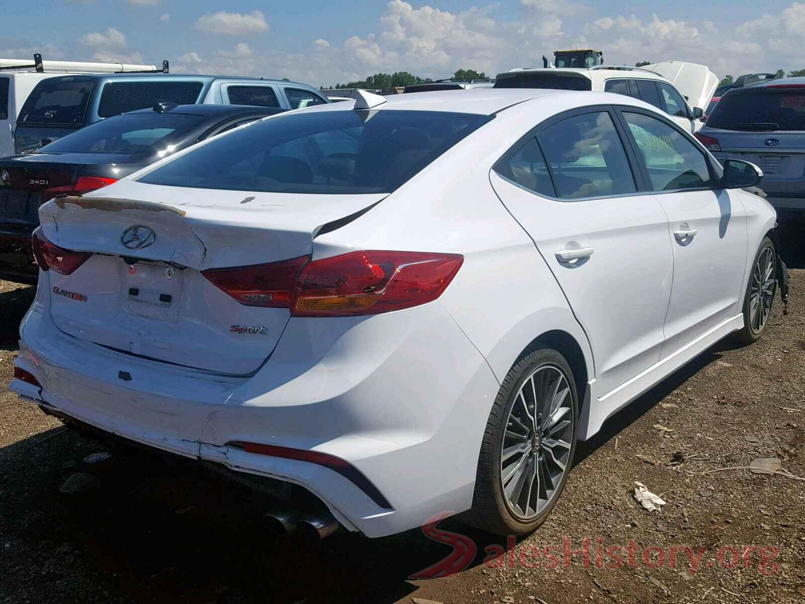 KMHD04LB7JU627273 2018 HYUNDAI ELANTRA