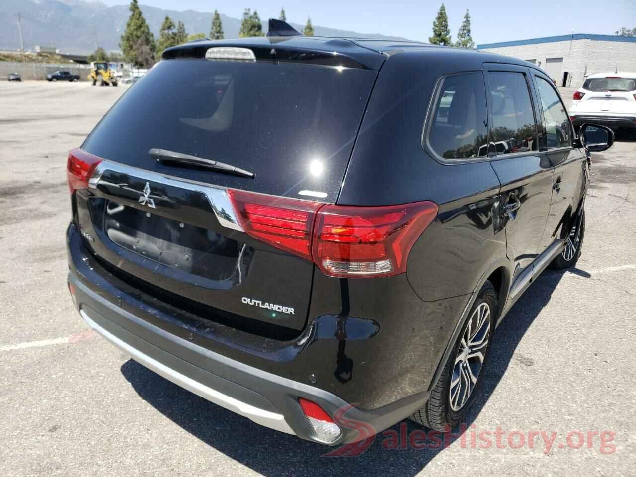 JA4AZ2A30JZ015779 2018 MITSUBISHI OUTLANDER