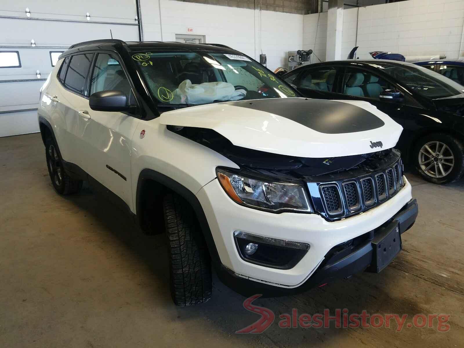 3C4NJDDB2JT210349 2018 JEEP COMPASS