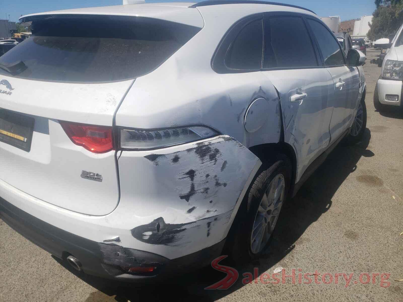 SADCK2GX4JA296422 2018 JAGUAR F-PACE