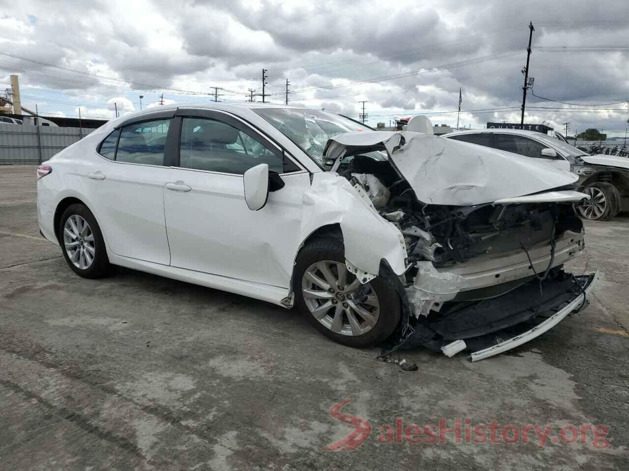 4T1B11HK7JU567118 2018 TOYOTA CAMRY