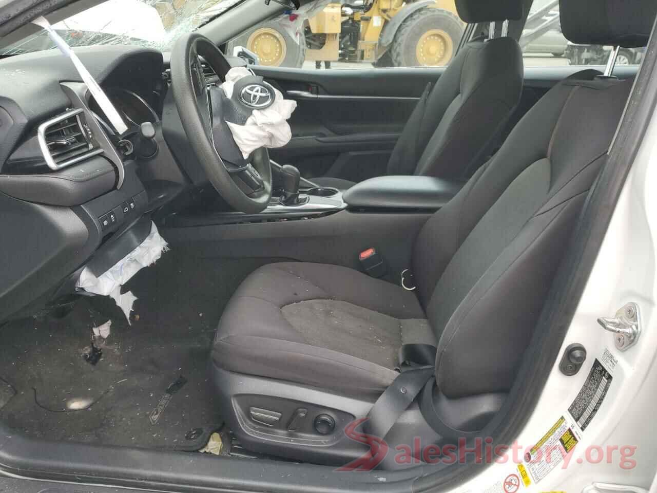 4T1B11HK7JU567118 2018 TOYOTA CAMRY