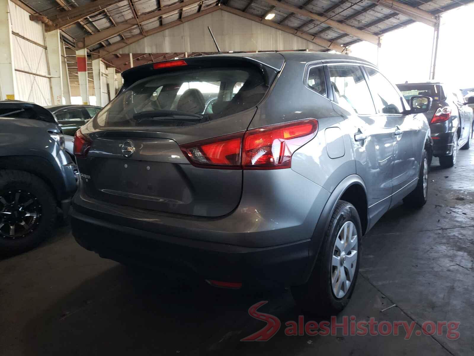 JN1BJ1CP7JW180261 2018 NISSAN ROGUE