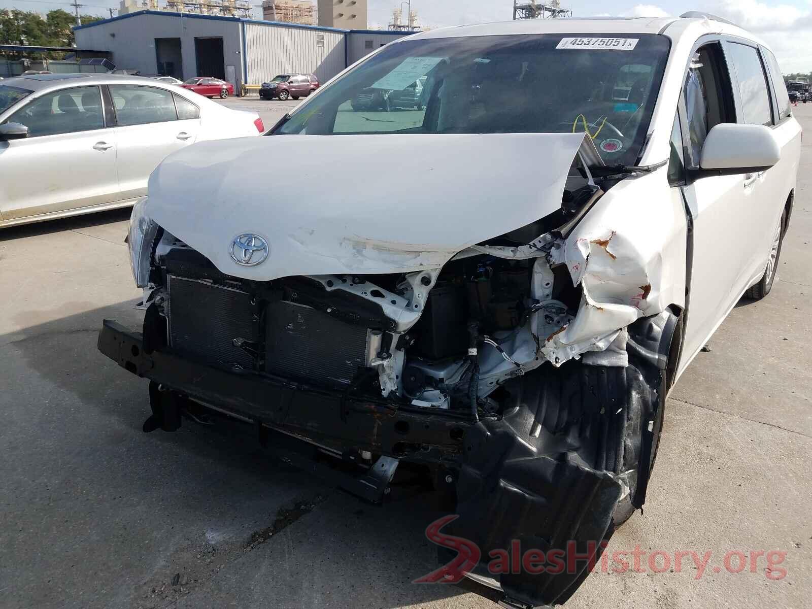 5TDYZ3DC2HS866516 2017 TOYOTA SIENNA