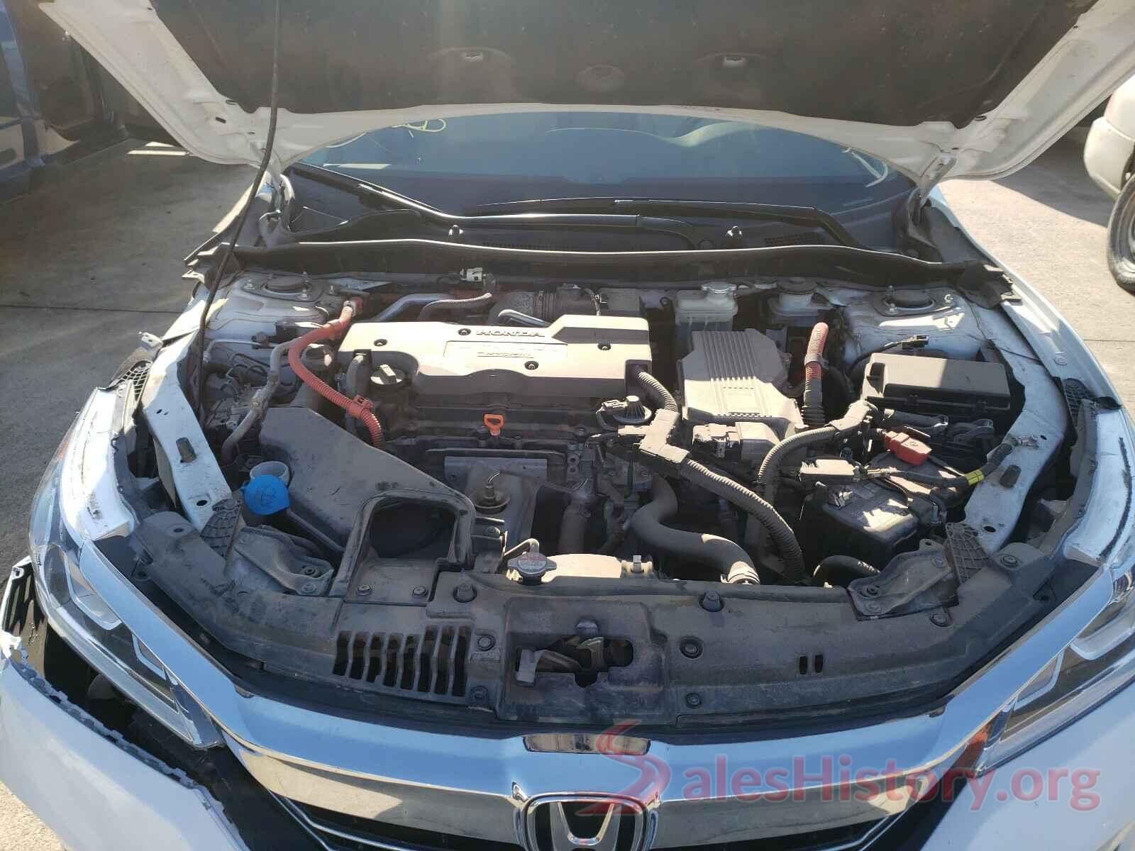 JHMCR6F55HC026000 2017 HONDA ACCORD