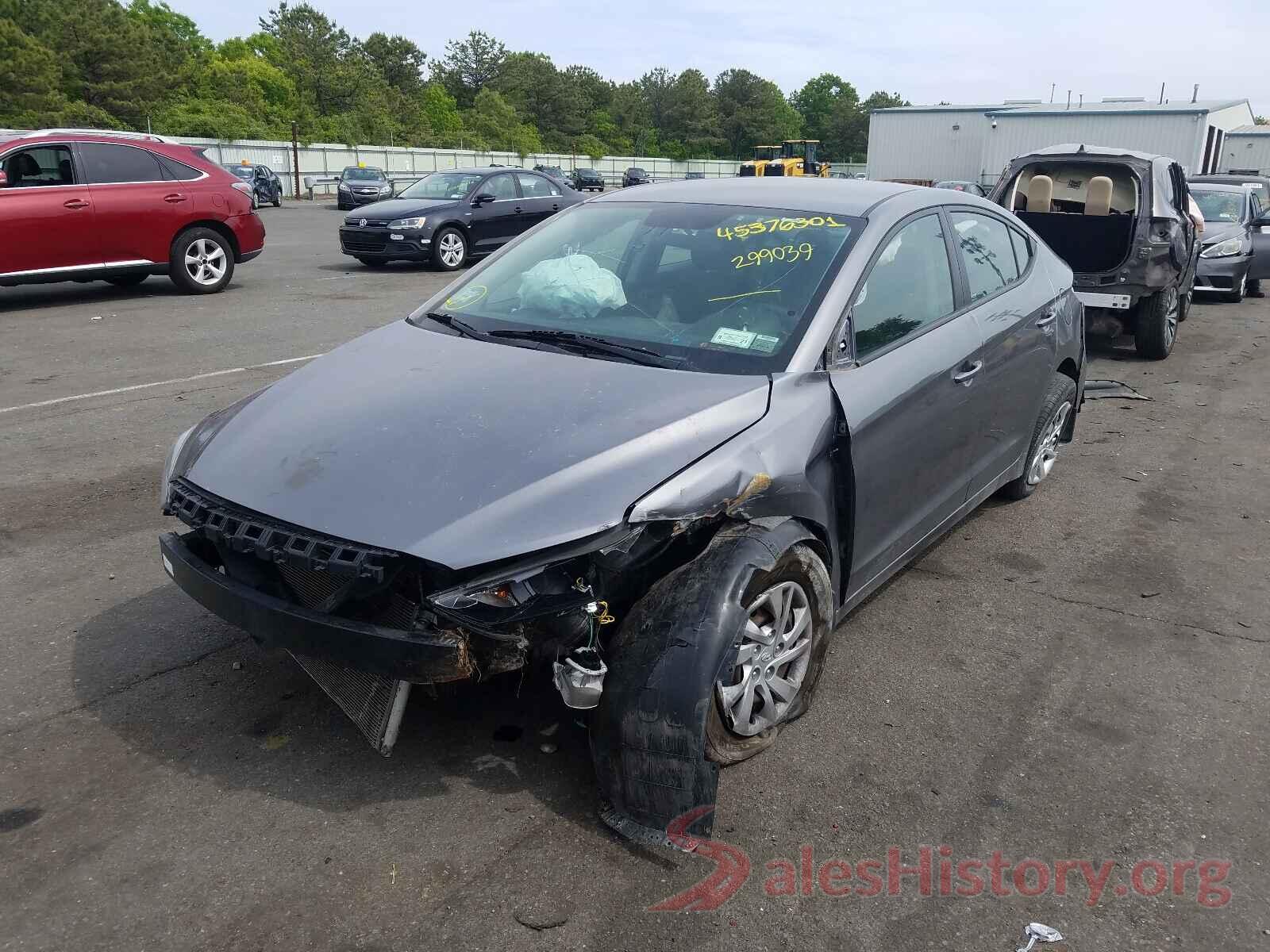 5NPD74LF5JH299039 2018 HYUNDAI ELANTRA