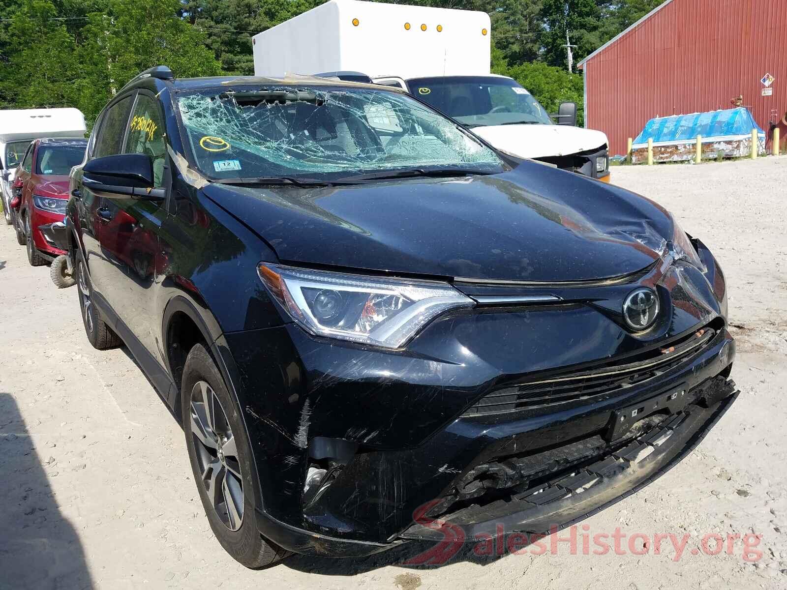 2T3RFREV5JW841467 2018 TOYOTA RAV4