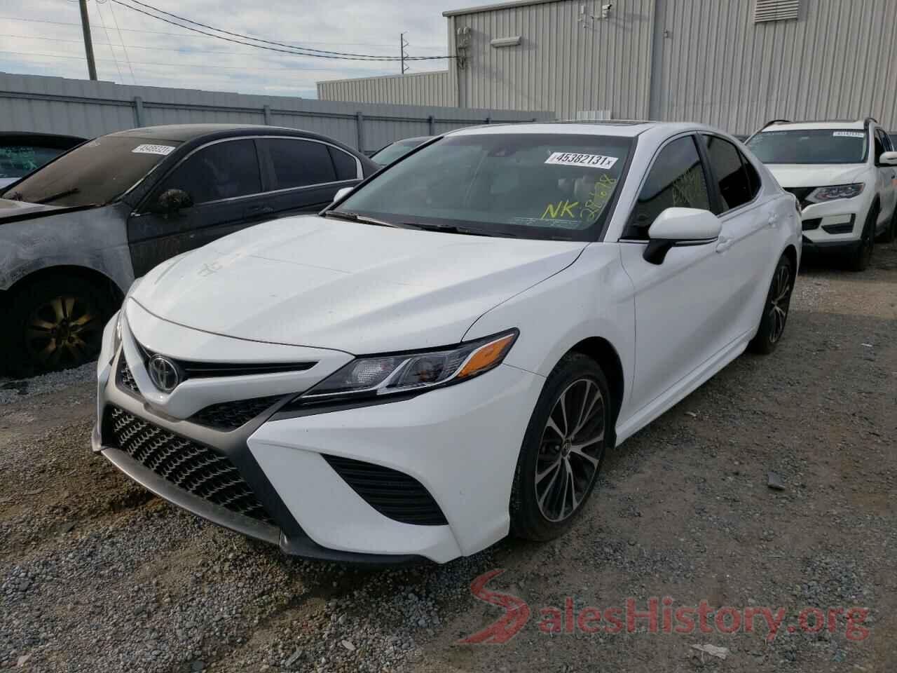 4T1B11HK2JU618234 2018 TOYOTA CAMRY