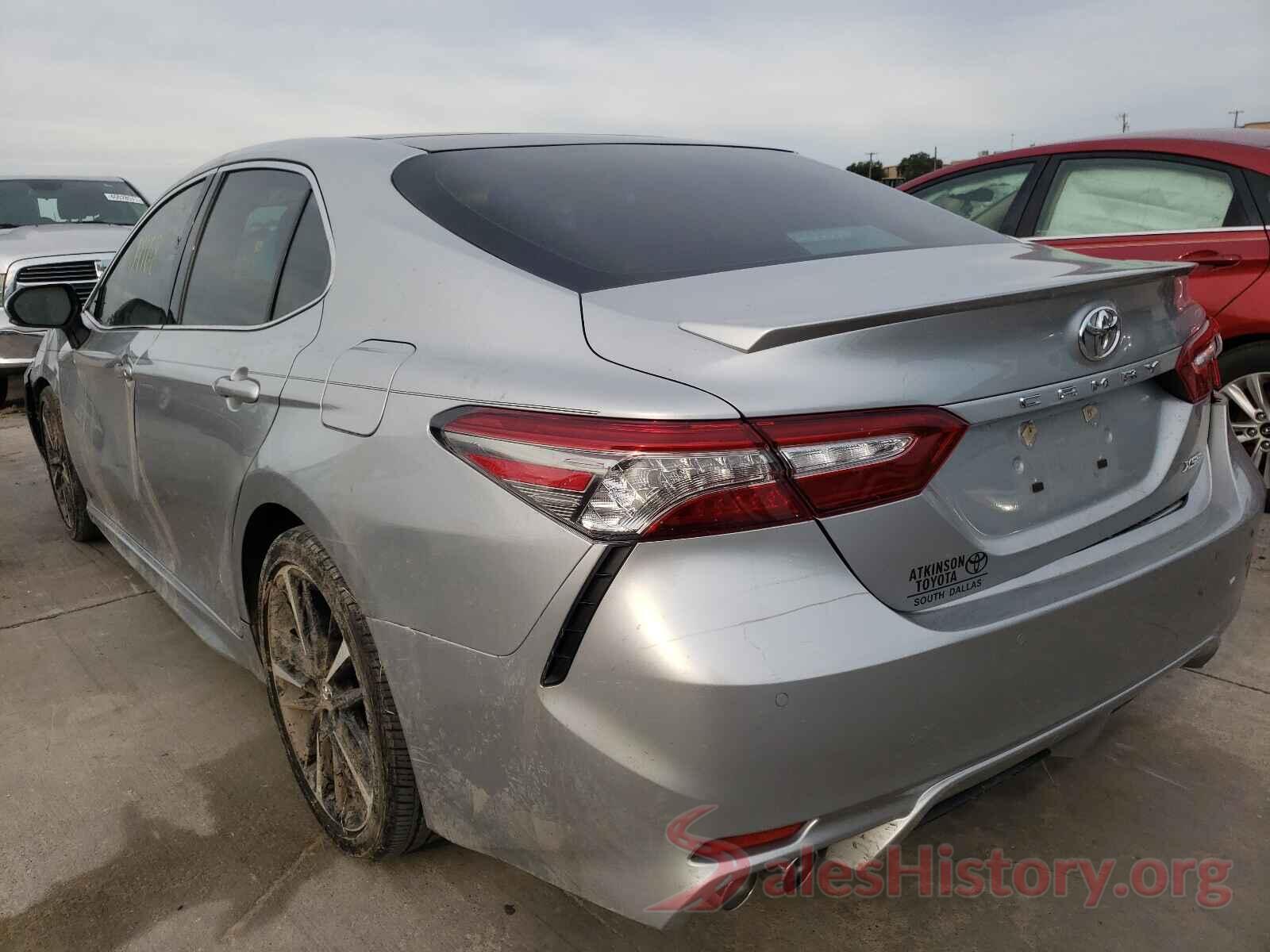 4T1B61HK4JU115886 2018 TOYOTA CAMRY