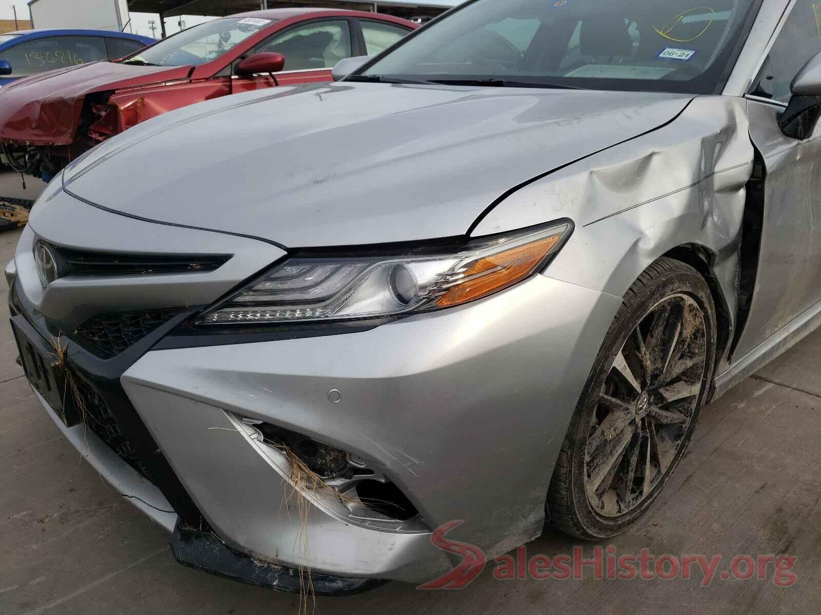 4T1B61HK4JU115886 2018 TOYOTA CAMRY