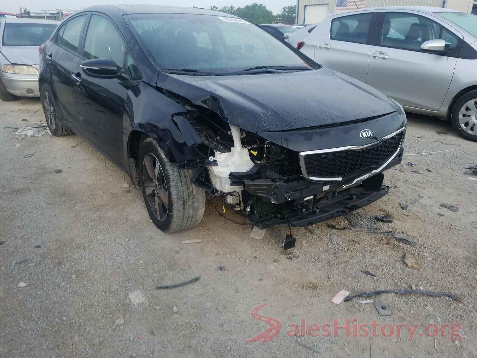 3KPFL4A72JE211052 2018 KIA FORTE