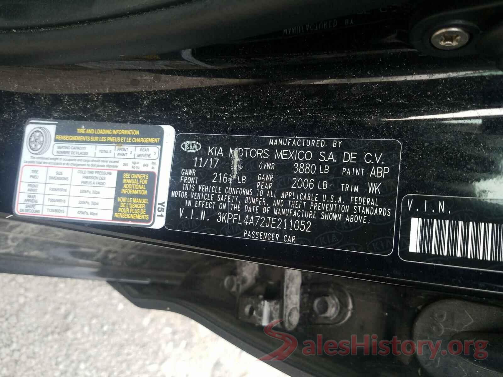 3KPFL4A72JE211052 2018 KIA FORTE