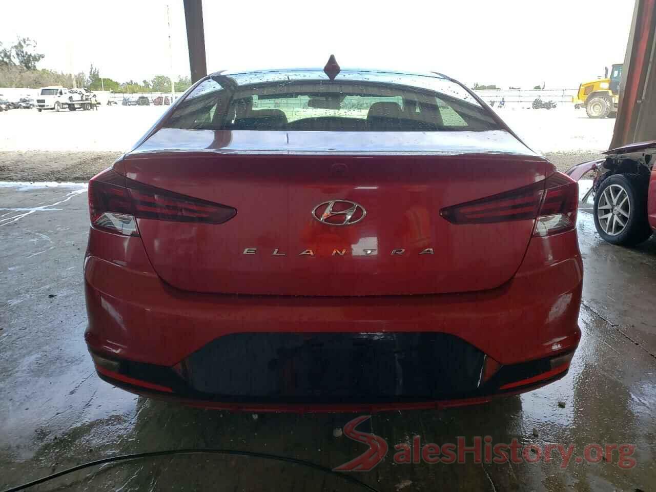 5NPD84LFXKH418394 2019 HYUNDAI ELANTRA