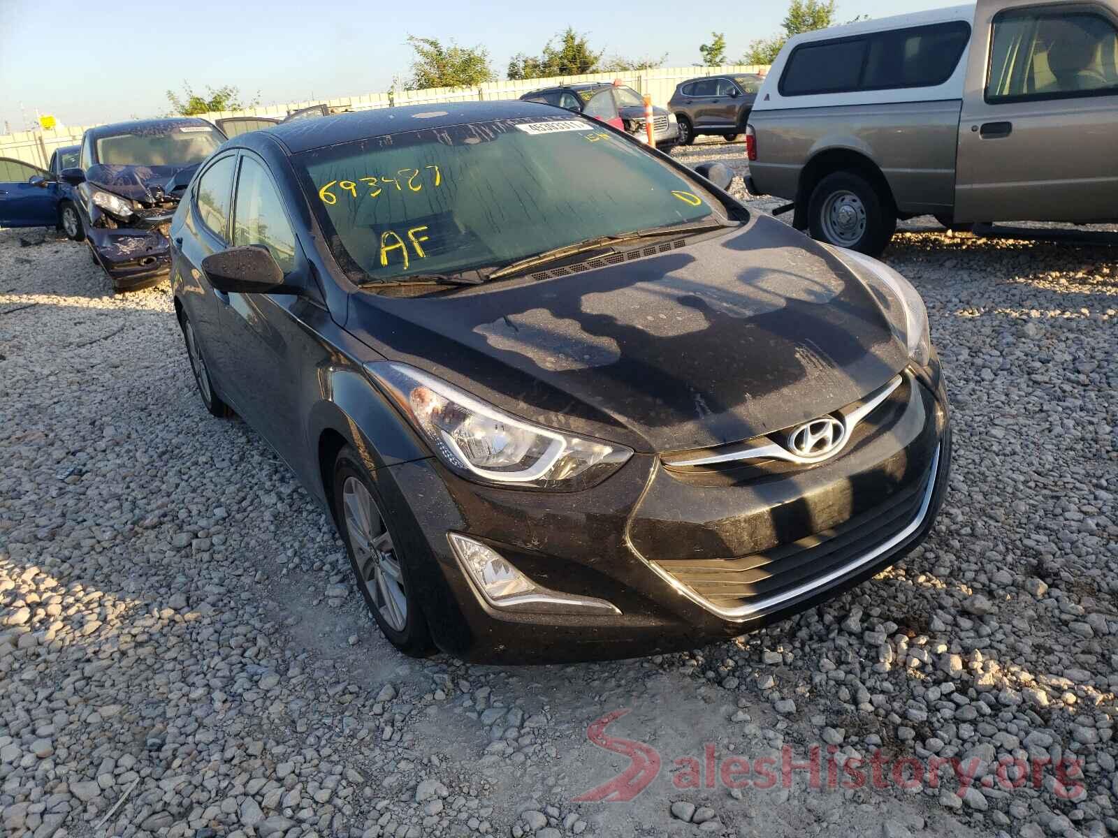 5NPDH4AE8GH693487 2016 HYUNDAI ELANTRA